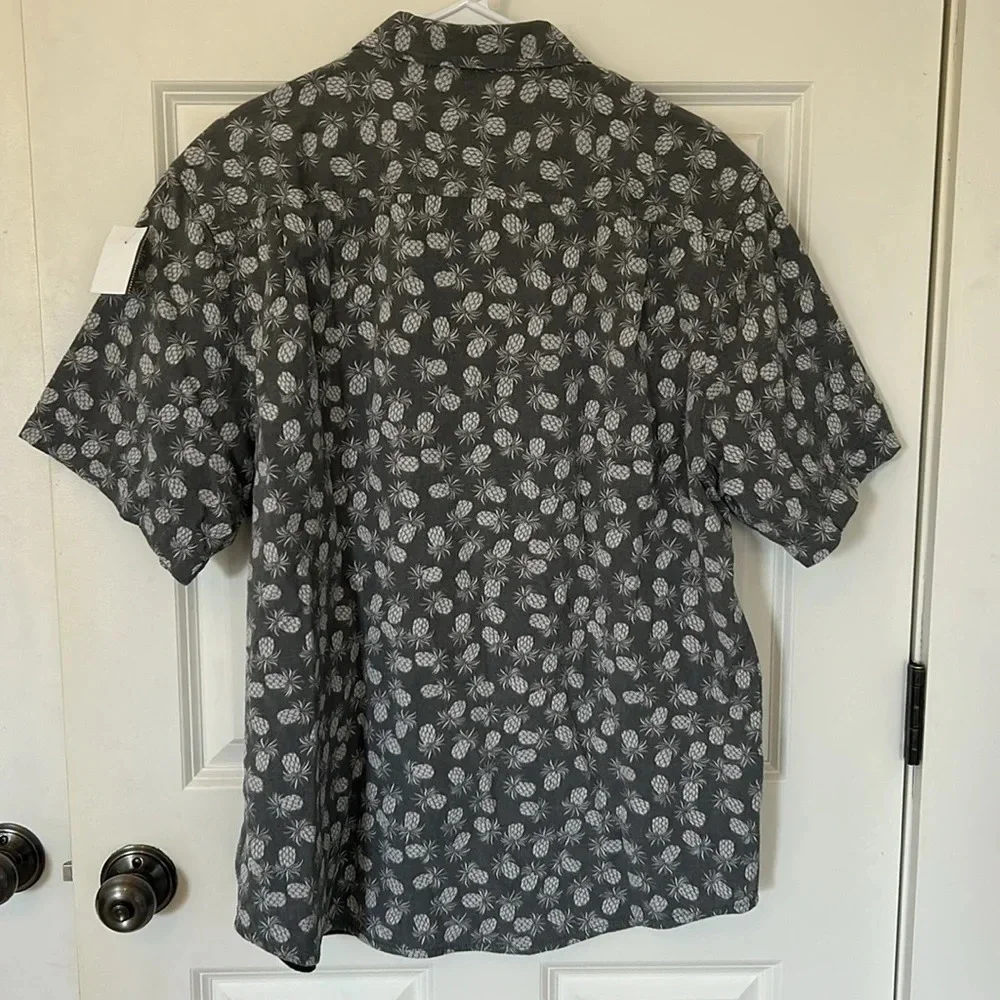 Tommy Bahama Positano Pineapple button-down shirt size XL gray short sleeve